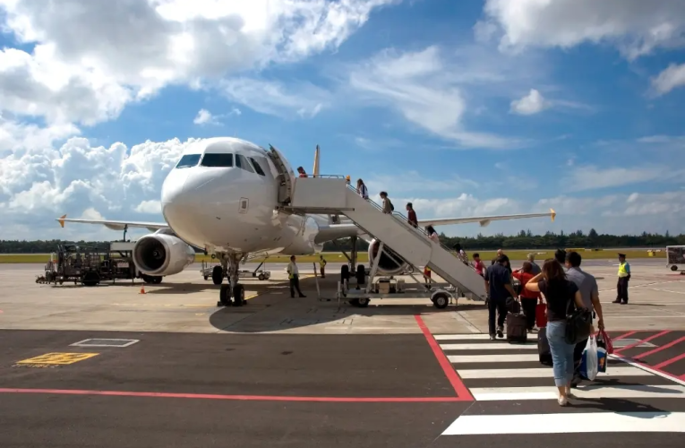 The reason why you only ever board a plane from the left-hand side